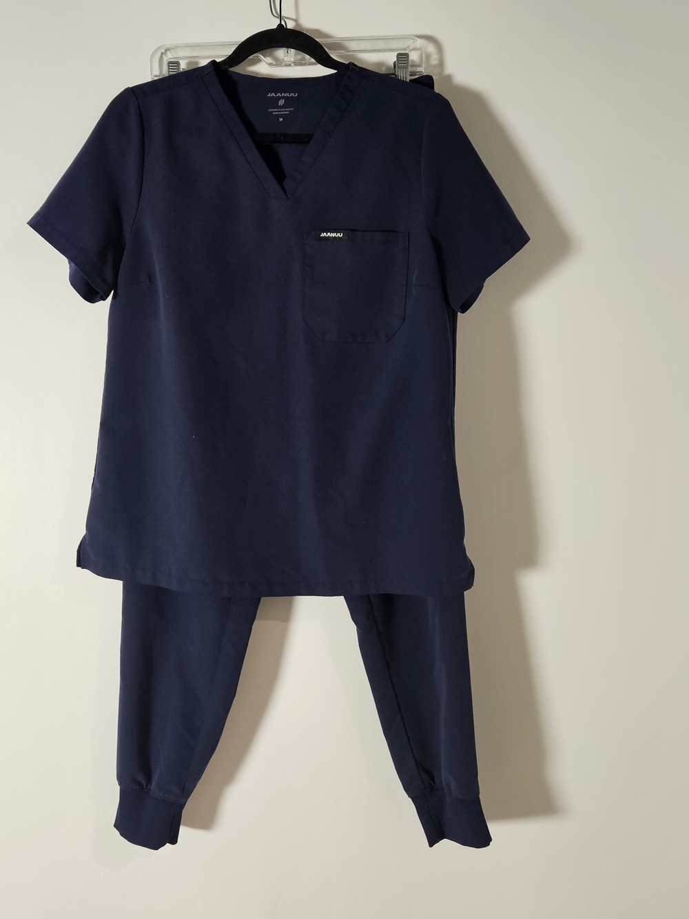 Jaanuu Navy Blue Scrub 2 pc Set Rhena Slim VNeck Top Silex Knit Waist Joggers M